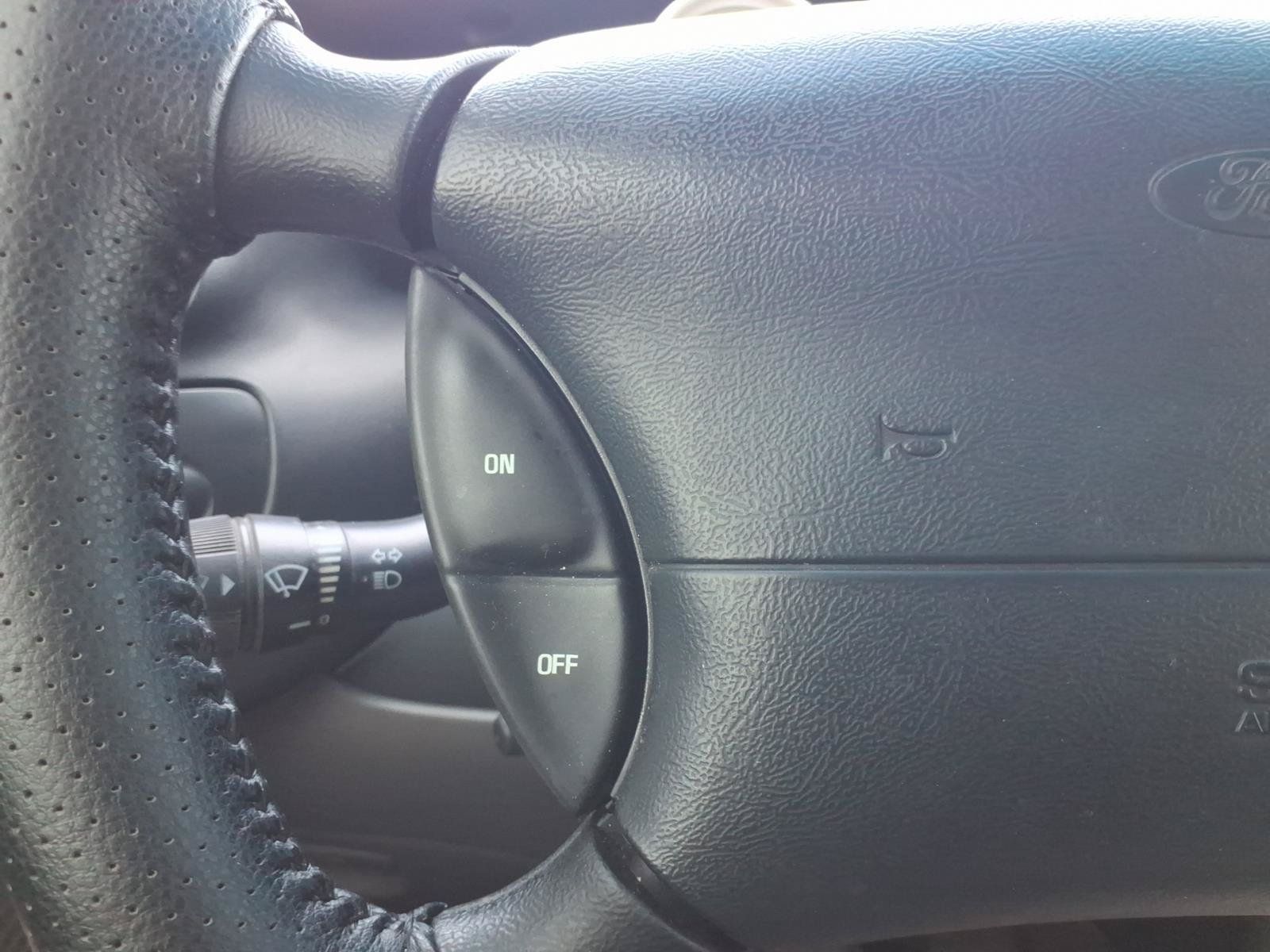 Used 2000 Ford F150 Lightning RWD image 27
