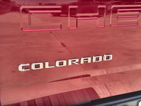 Used 2022 Chevrolet Colorado LT w/ LT Convenience Package AWD/4WD image 29