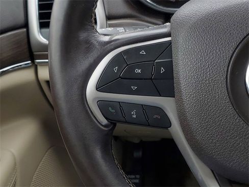 Used 2018 Jeep Grand Cherokee Overland image 21