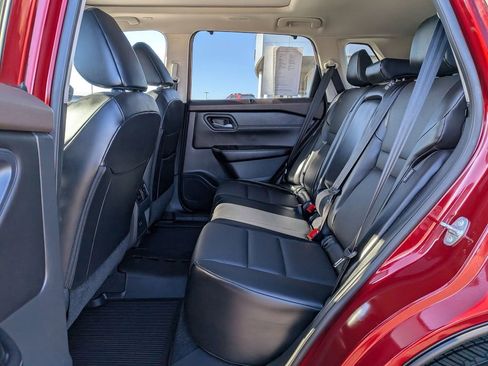 Used 2023 Nissan Rogue SV w/ SV Premium B Package AWD/4WD image 19