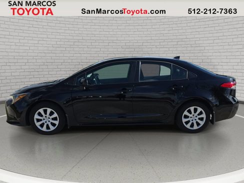 Used 2025 Toyota Corolla LE FWD image 9