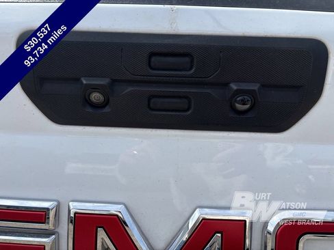 Used 2022 GMC Sierra 1500 Elevation w/ X31 Off-Road Package AWD/4WD image 18