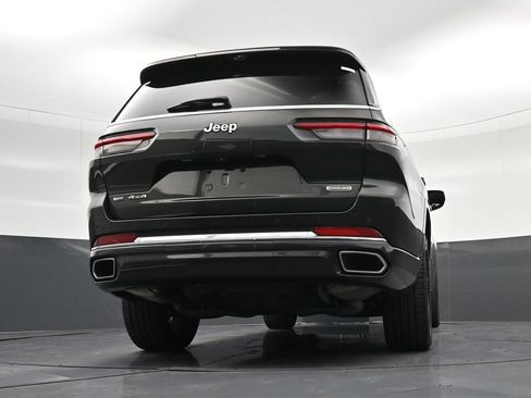 Used 2021 Jeep Grand Cherokee L Overland w/ Luxury Tech Group IV AWD/4WD image 29