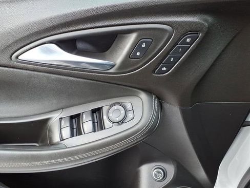 Used 2023 Buick Encore GX Essence w/ Experience Buick Package image 28