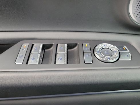 New 2026 Genesis GV80 2.5T Prestige image 11