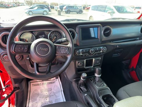 Used 2023 Jeep Gladiator Sport w/ Trailer Tow Package image 13