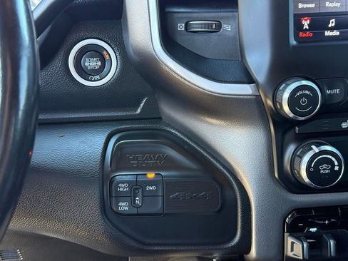 Used 2020 RAM 2500 Big Horn w/ Level 1 Equipment Group AWD/4WD image 21