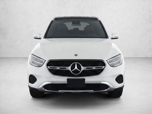 Certified 2023 Mercedes-Benz GLC 300 image 2