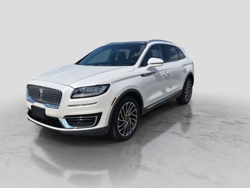 Used 2019 Lincoln Nautilus Reserve AWD/4WD image 4
