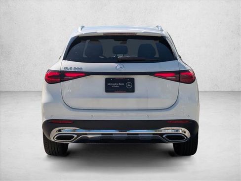 Certified 2026 Mercedes-Benz GLC 300 image 7