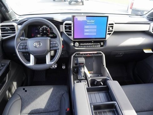 New 2025 Toyota Tundra Limited image 2