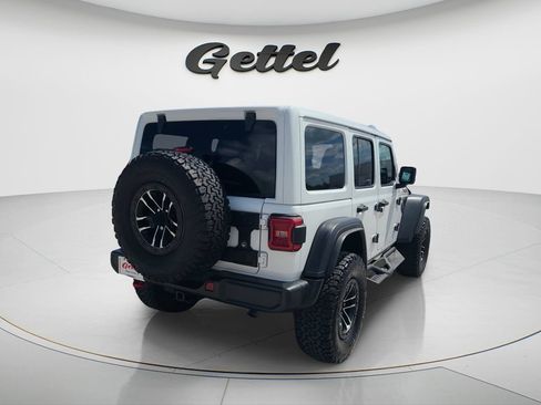 Used 2025 Jeep Wrangler Unlimited Rubicon w/ XTREMEE 35" Tire Package AWD/4WD image 5