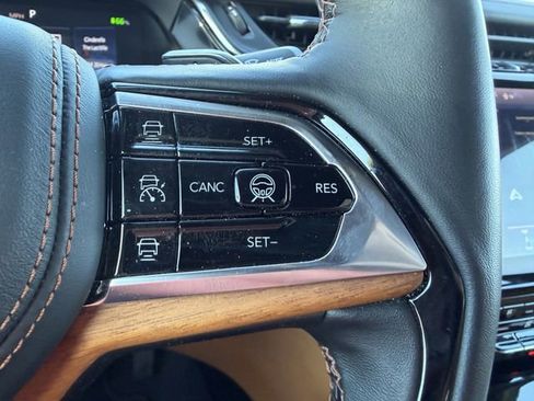 Used 2022 Jeep Grand Cherokee Summit image 30