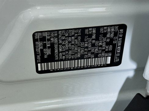 Used 2024 Nissan Rogue SV image 12