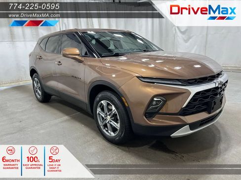 Used 2023 Chevrolet Blazer LT AWD/4WD image 1
