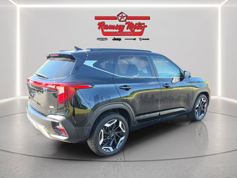 Used 2024 Kia Seltos SX AWD/4WD image 5