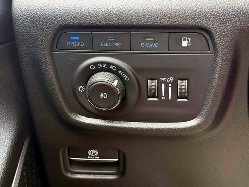 Certified 2024 Jeep Grand Cherokee Limited 4xe AWD/4WD image 23