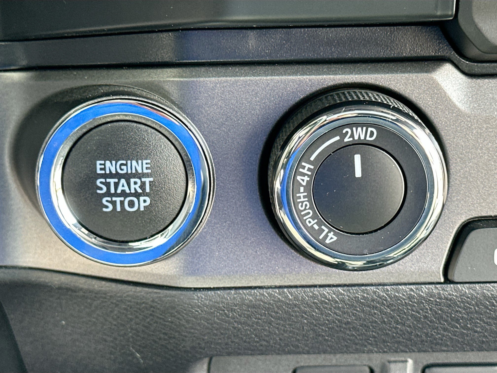 Used 2021 Toyota Tacoma TRD Sport w/ TRD Premium Sport Package AWD/4WD image 9