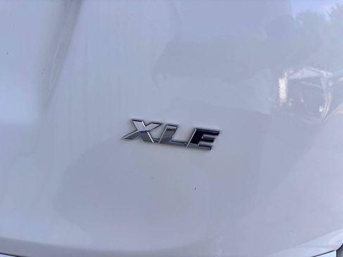 Used 2017 Toyota RAV4 XLE w/ Plus Special Value Package FWD image 26
