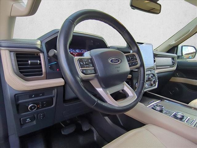 Used 2024 Ford Expedition Max Limited AWD/4WD image 10