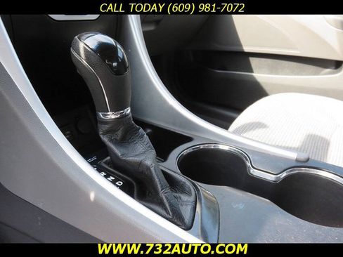 Used 2011 Hyundai Sonata GLS w/ Popular Equipment Pkg 2 FWD image 13