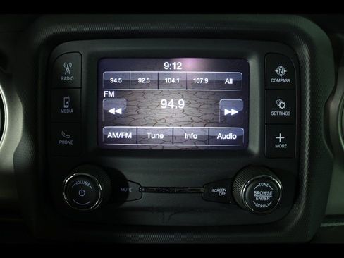 Used 2021 Jeep Wrangler Sport S image 22