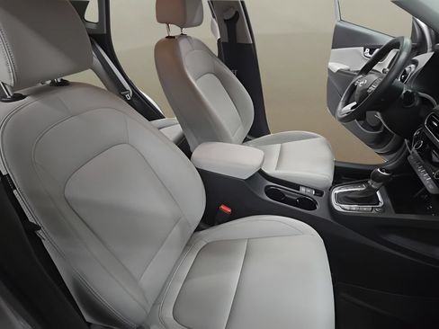 Certified 2022 Hyundai Kona Limited AWD/4WD image 26
