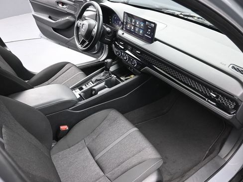 Used 2023 Honda Accord Sport image 22