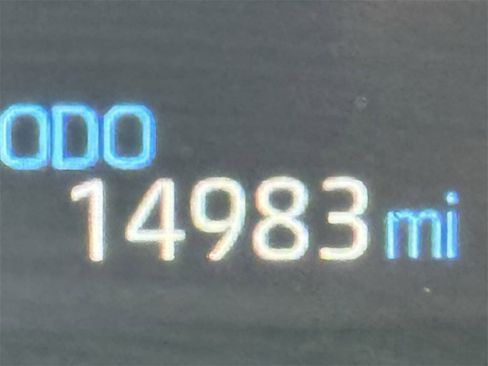 Used 2025 Toyota RAV4 XLE image 12