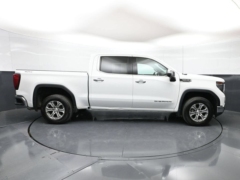 Used 2024 GMC Sierra 1500 SLT AWD/4WD image 32