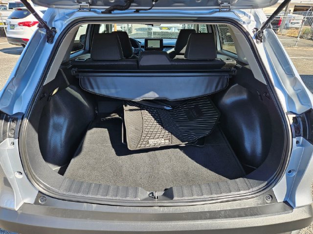 Used 2026 Toyota Corolla Cross LE AWD/4WD image 15