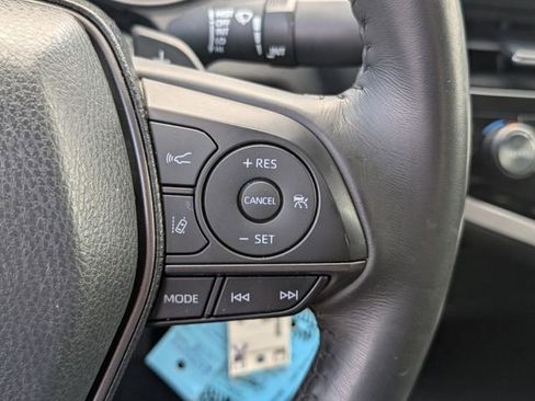 Used 2023 Toyota Camry SE FWD image 23