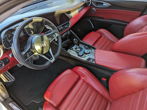 Used 2018 Alfa Romeo Giulia Ti Sport w/ Quick Order Package 22S Sport image 13