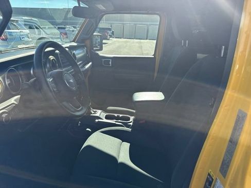 Used 2020 Jeep Wrangler Unlimited Sport AWD/4WD image 19