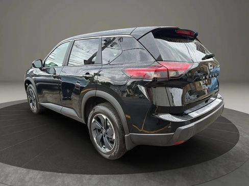 Used 2025 Nissan Rogue SV AWD/4WD image 7
