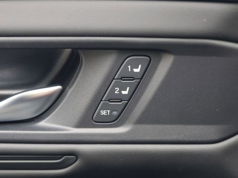 Used 2023 Honda Accord Touring image 13