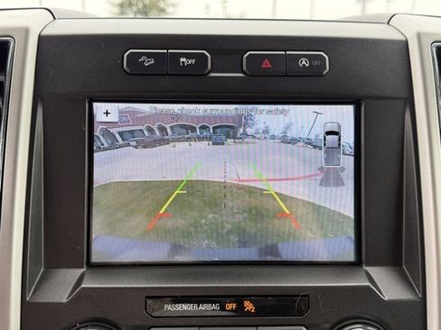 Used 2018 Ford F150 Lariat image 17