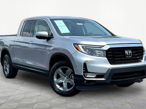 Used 2023 Honda Ridgeline RTL-E image 3