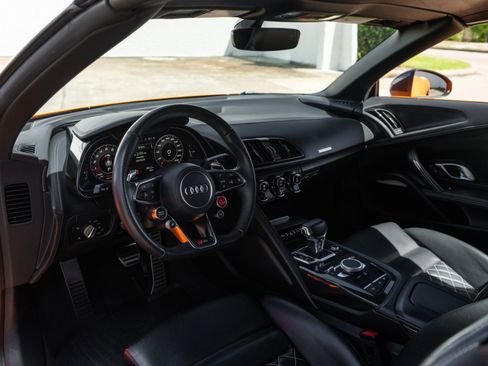 Used 2018 Audi R8 V10 plus image 8