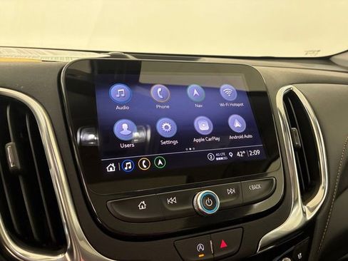 Used 2024 Chevrolet Equinox Premier image 26