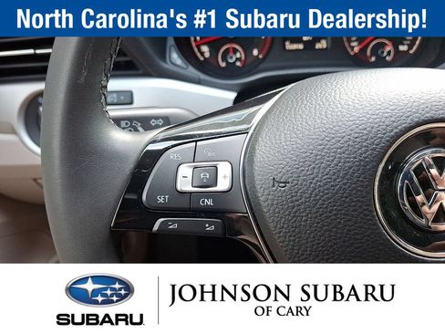 Used 2021 Volkswagen Passat 2.0T SE FWD image 19
