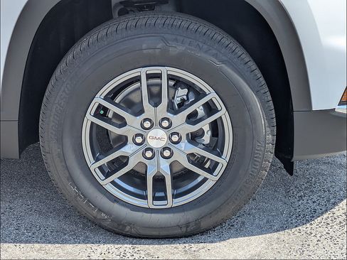 New 2026 GMC Acadia Elevation FWD image 12