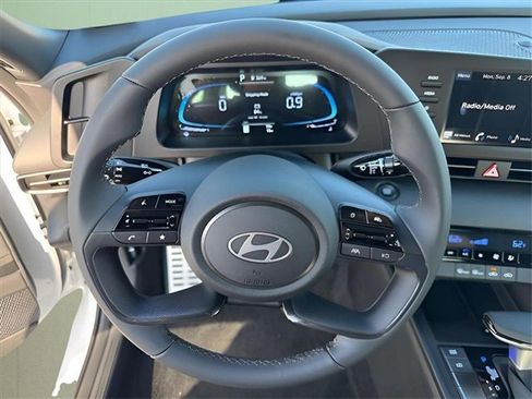 New 2025 Hyundai Elantra Sport w/ Cargo Package image 17
