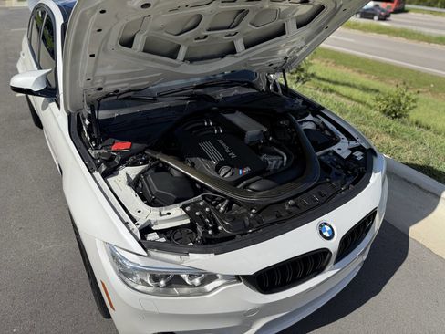 Used 2015 BMW M3 image 32