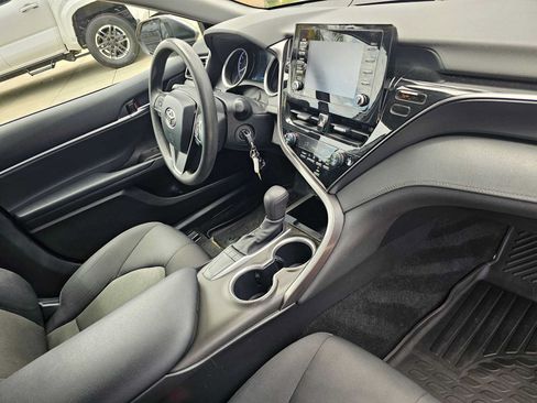 Used 2023 Toyota Camry LE FWD image 11