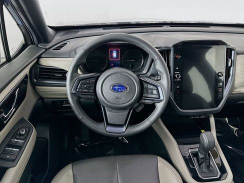 Certified 2025 Subaru Forester Limited image 31