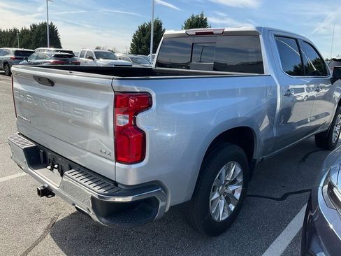 Used 2021 Chevrolet Silverado 1500 LTZ w/ Z71 Off-Road Package image 7