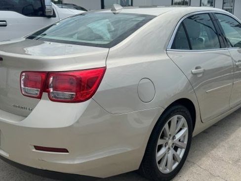 Used 2013 Chevrolet Malibu LT FWD image 4