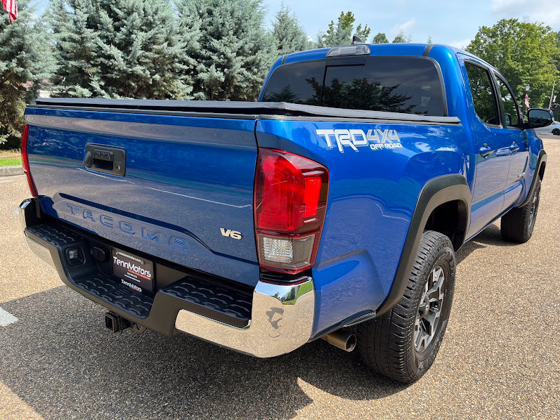 Used 2018 Toyota Tacoma TRD Off-Road AWD/4WD image 35