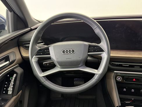 Certified 2025 Audi Q5 Premium w/ Convenience Package AWD/4WD image 16